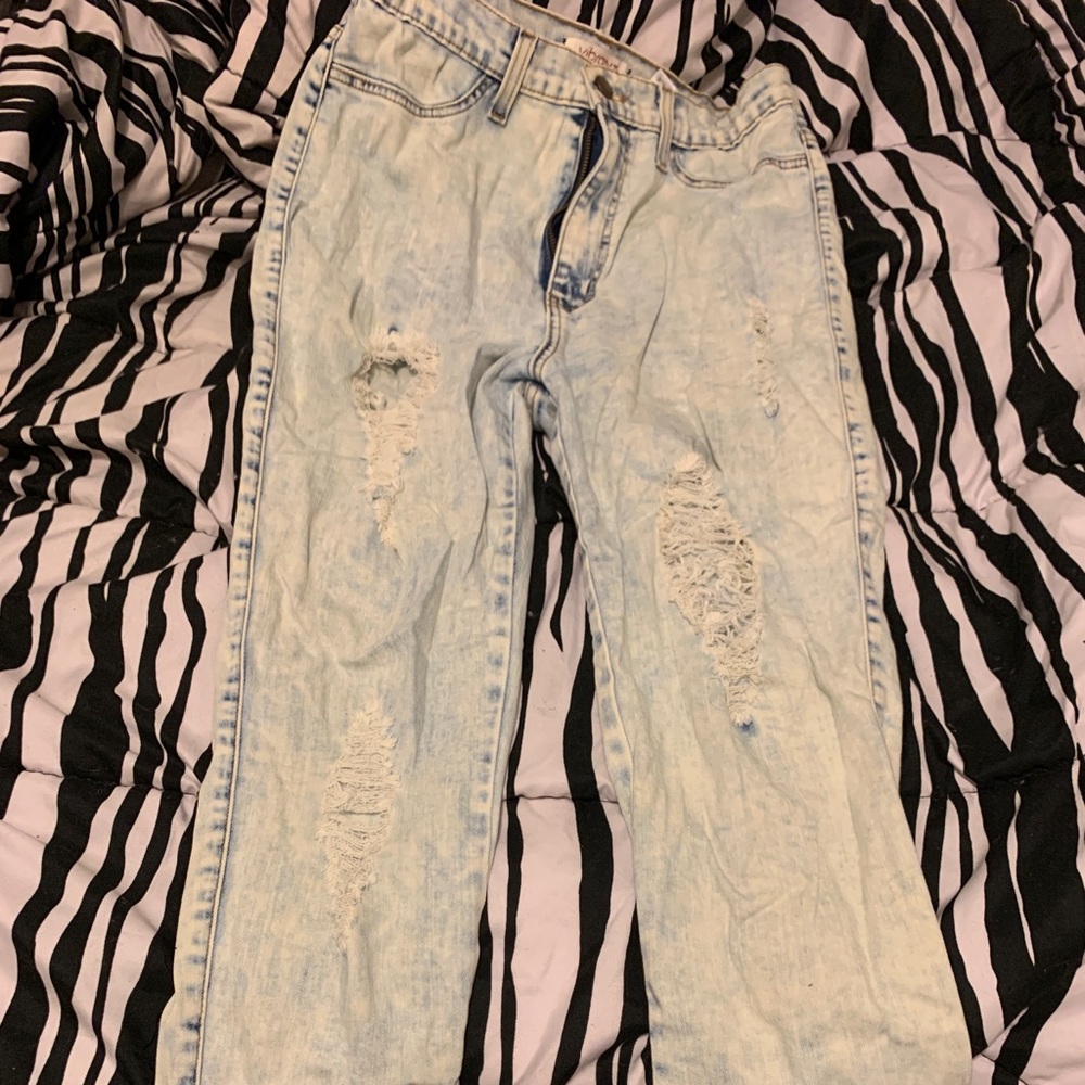 Light wash jeans